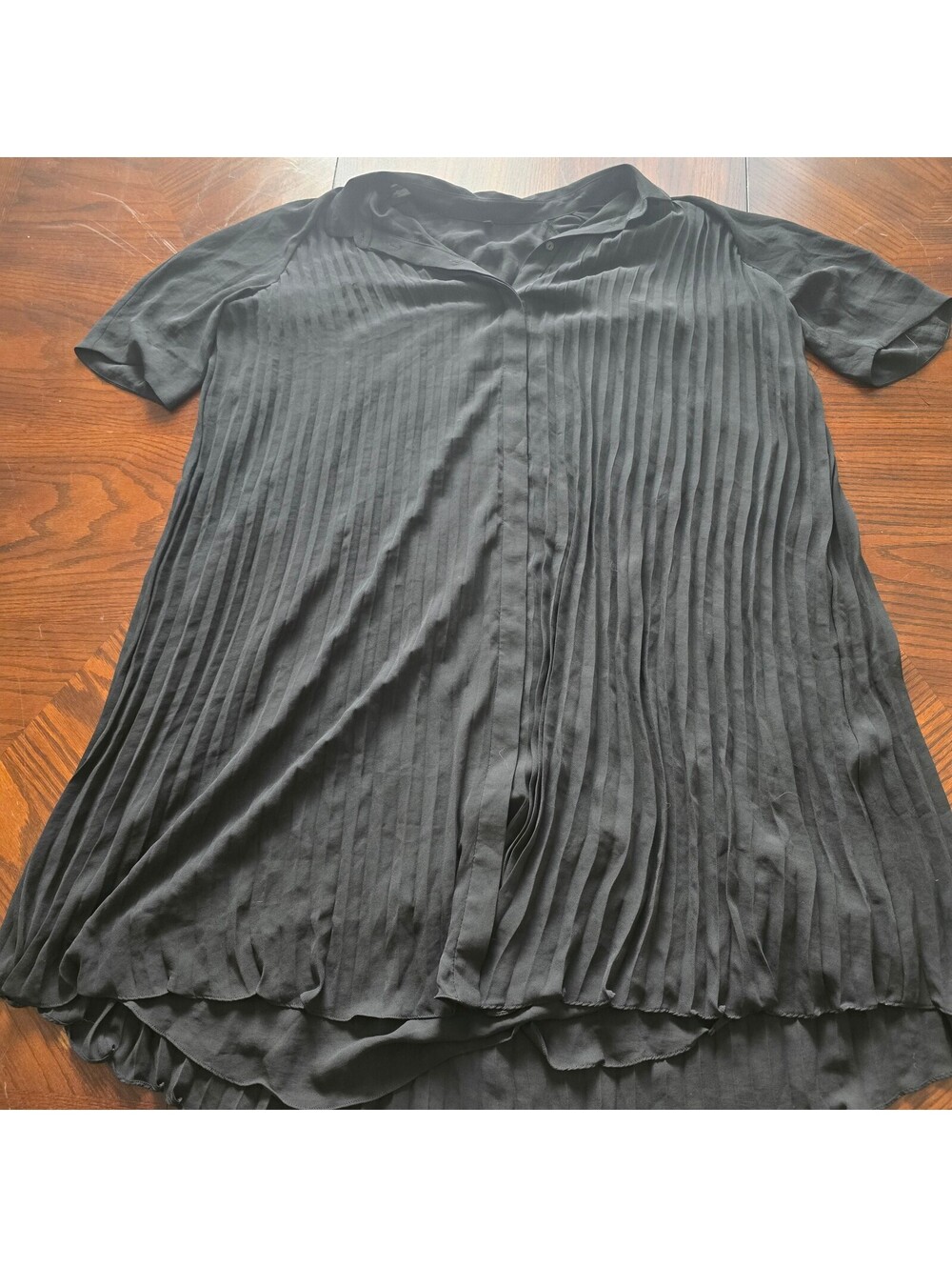 Black Pleated Short Sleeve Blouse